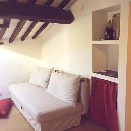Apartment La Mansarda Del Chiostro